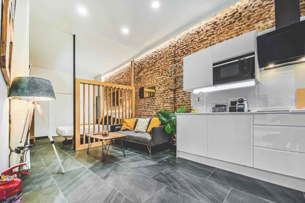 Apartamentos Caceres Central Suites Exterior photo