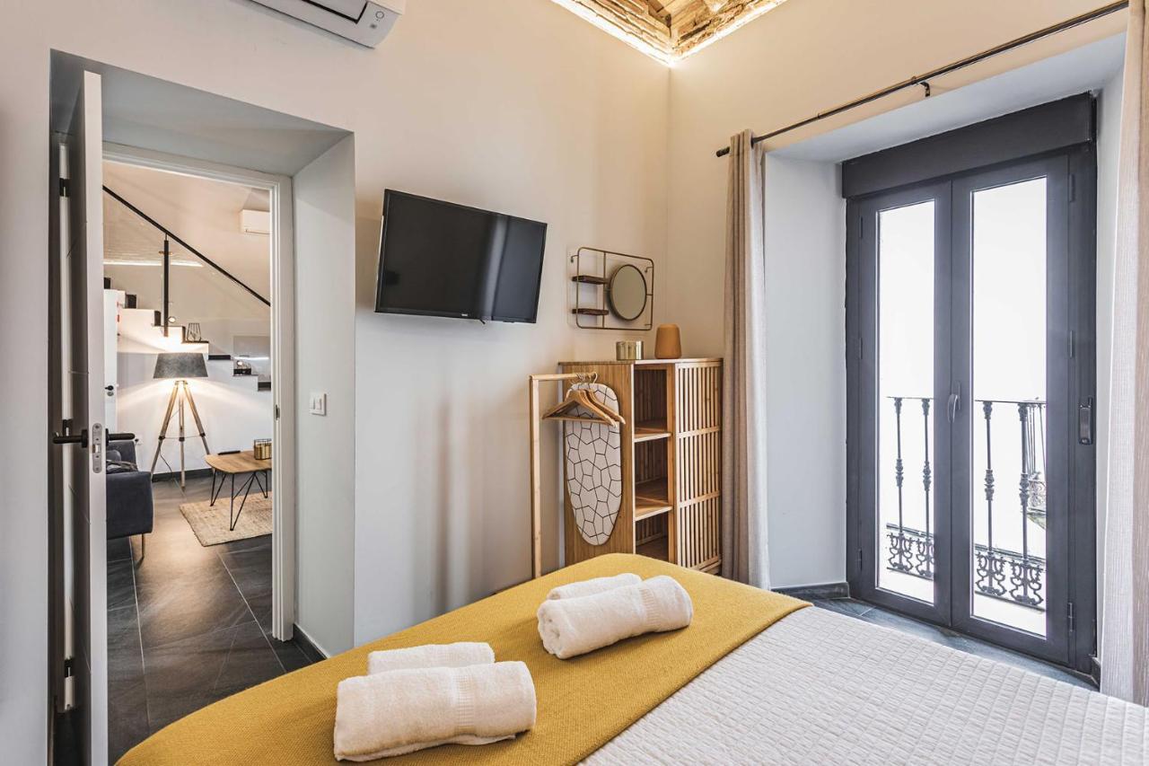 Apartamentos Caceres Central Suites Exterior photo