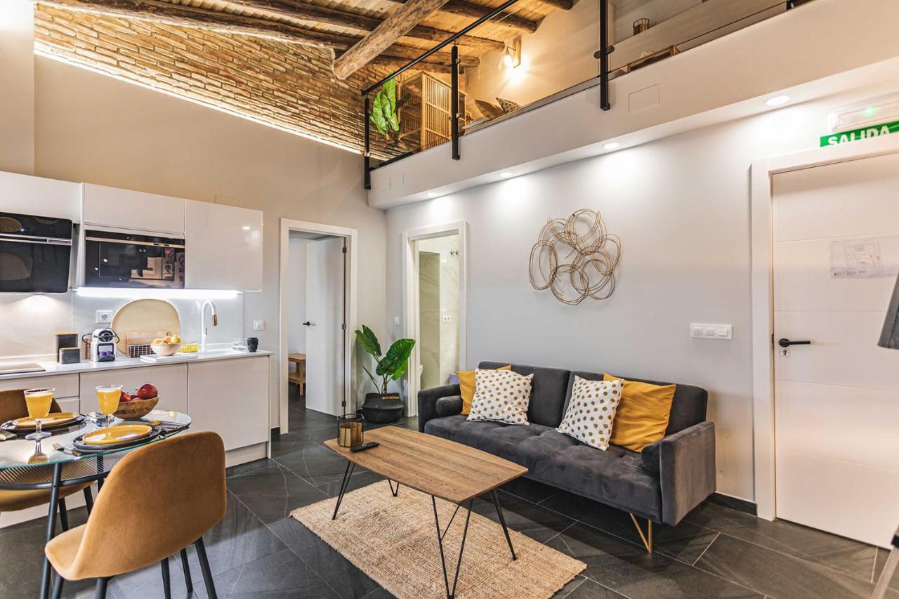 Apartamentos Caceres Central Suites Exterior photo