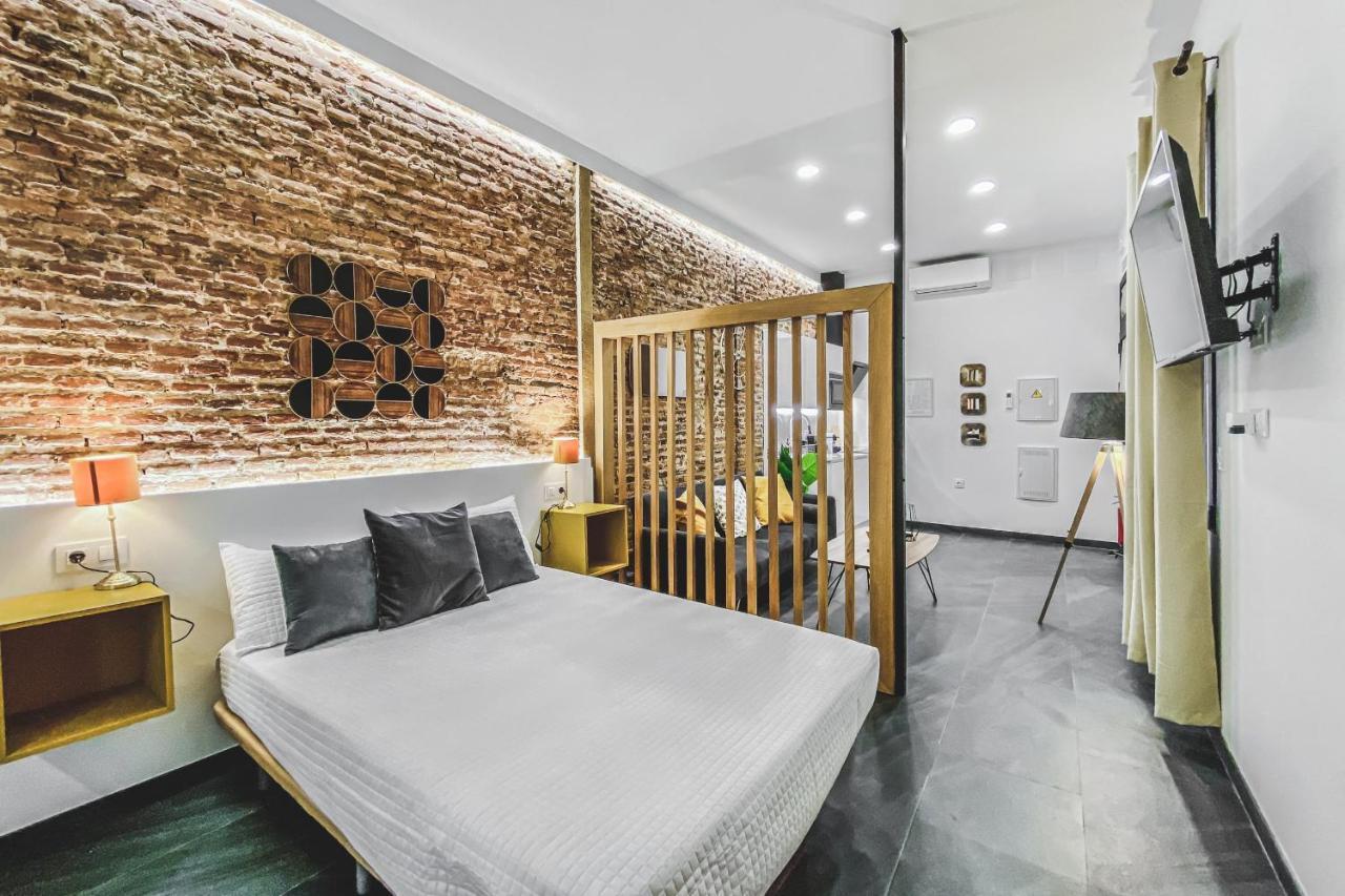 Apartamentos Caceres Central Suites Exterior photo
